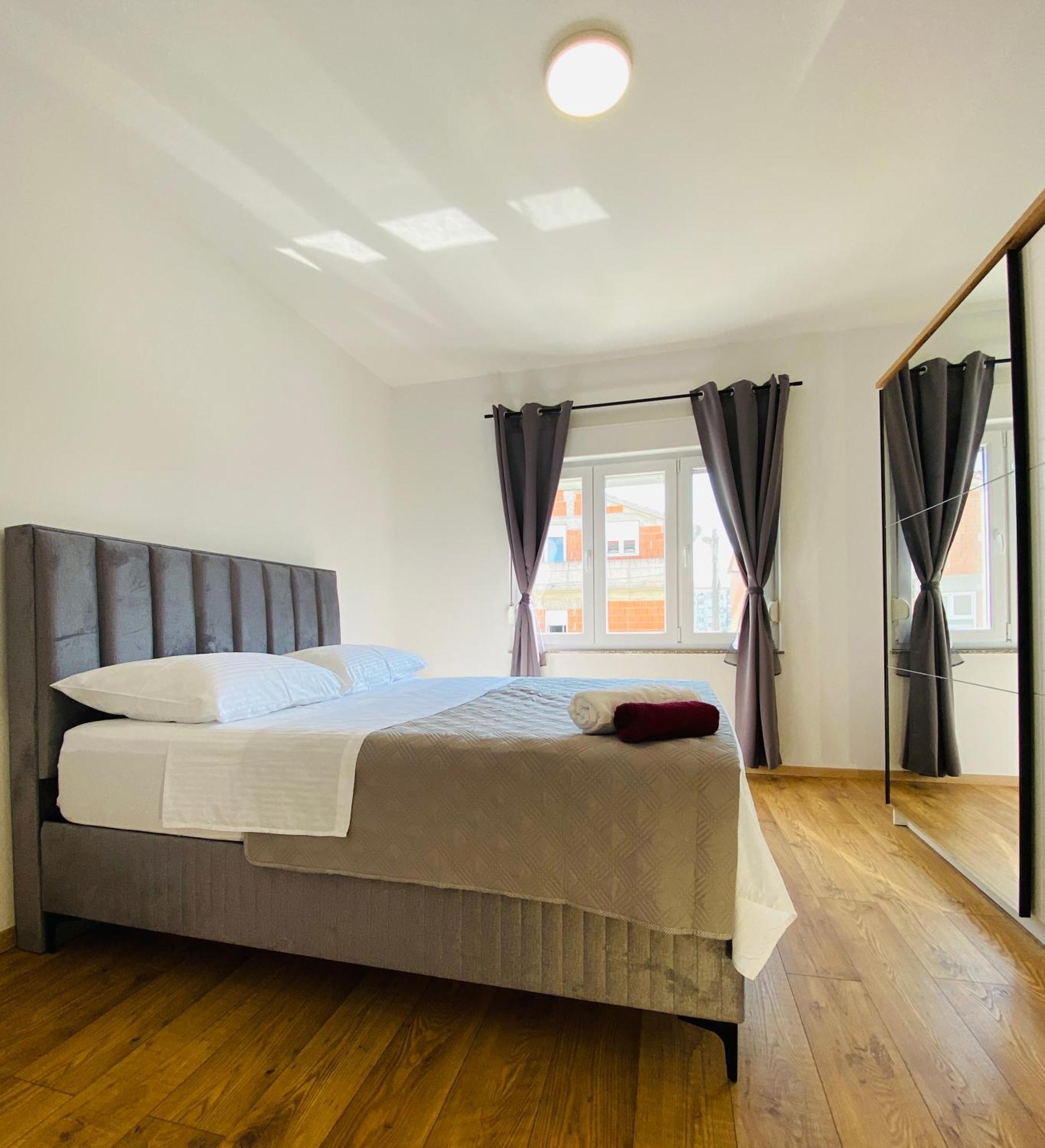 West Apartments Zadar Bagian luar foto