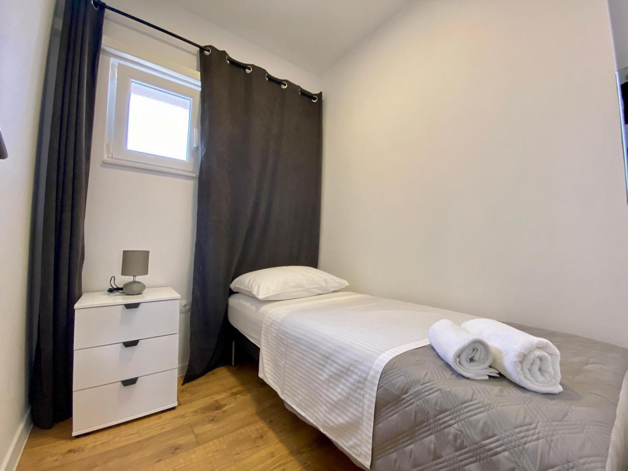West Apartments Zadar Bagian luar foto