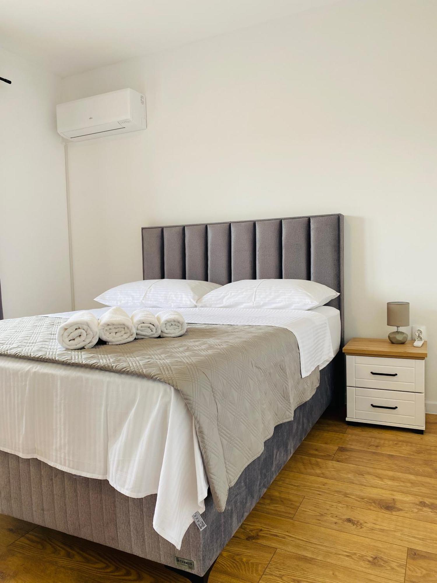 West Apartments Zadar Bagian luar foto